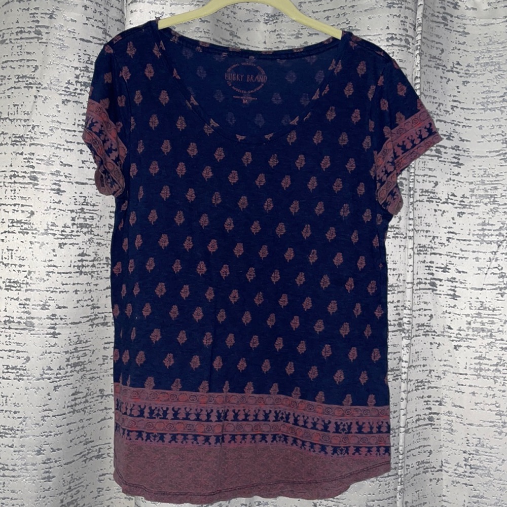 Tee/Blouse